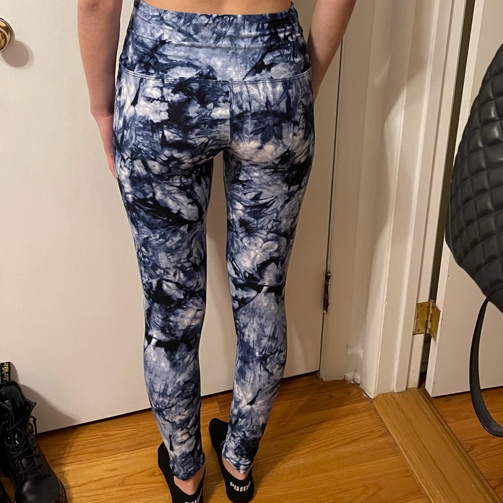 Womens tie dye leggings - Picture 2 of 3